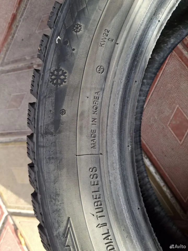 Kumho I'Zen KW22 215/55 R17 98T — фото 8