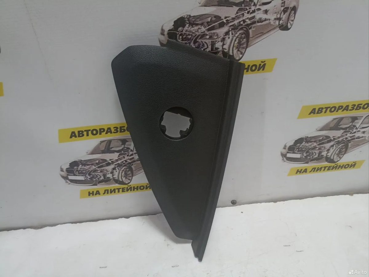 Крышка торпедо правая Kia K5 DL3