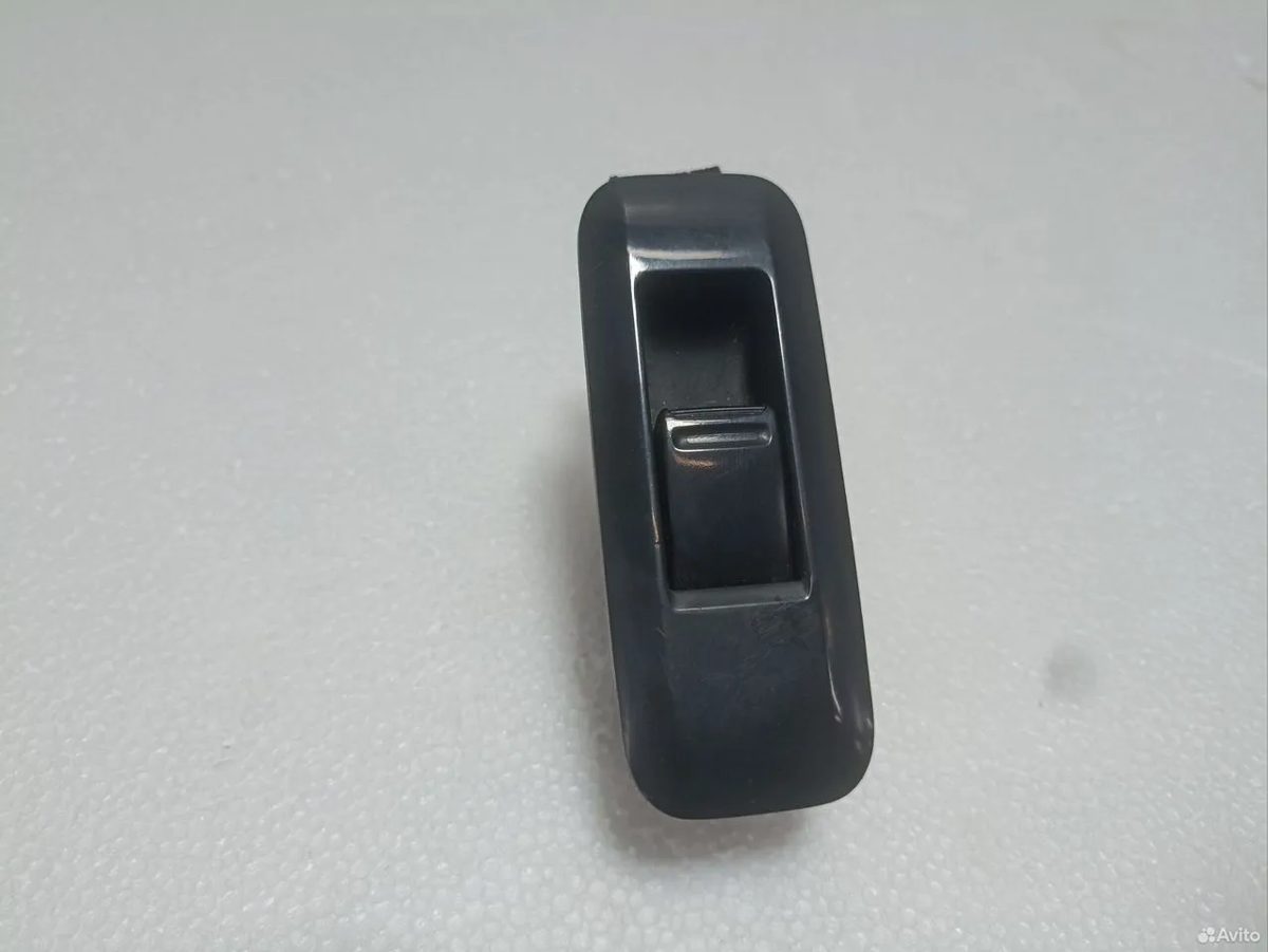 Кнопка стеклоподъёмника Nissan Primera P12