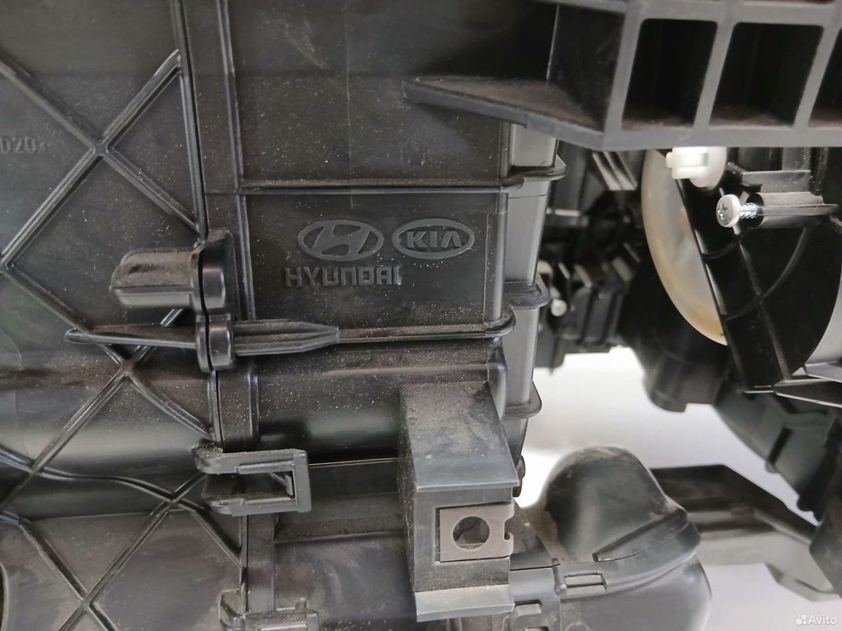 Корпус отопителя салона Kia K5 DL3 2020 — фото 2