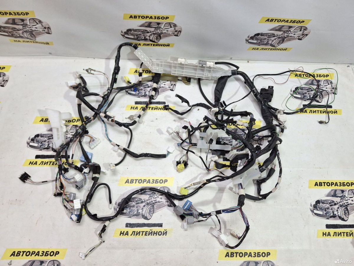 Проводка торпедо Toyota Camry XV50