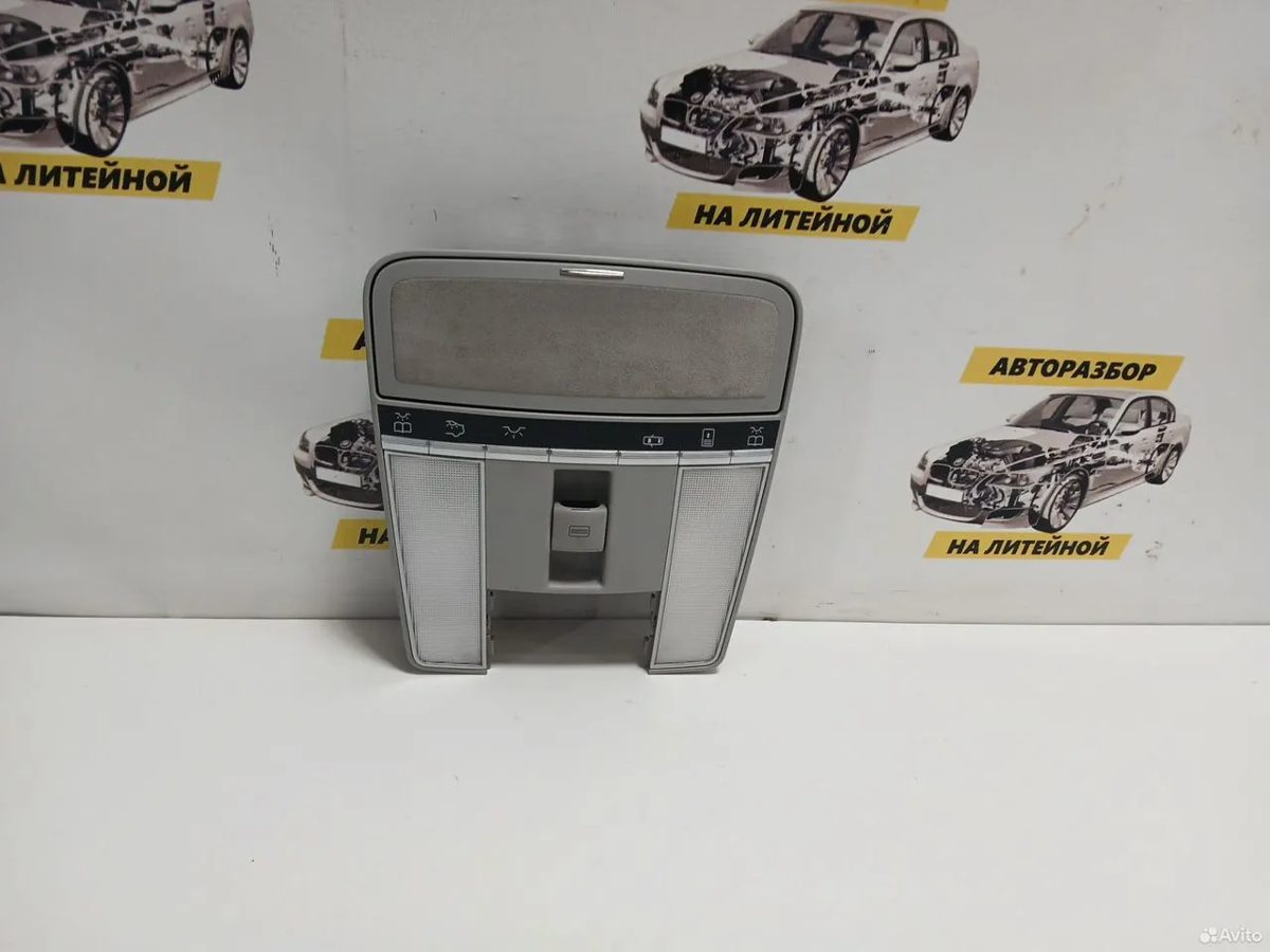 Плафон салона Mercedes-Benz W221