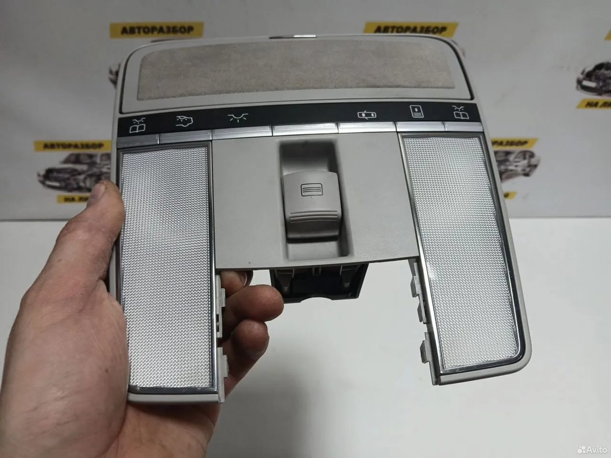 Плафон салона Mercedes-Benz W221 — фото 3