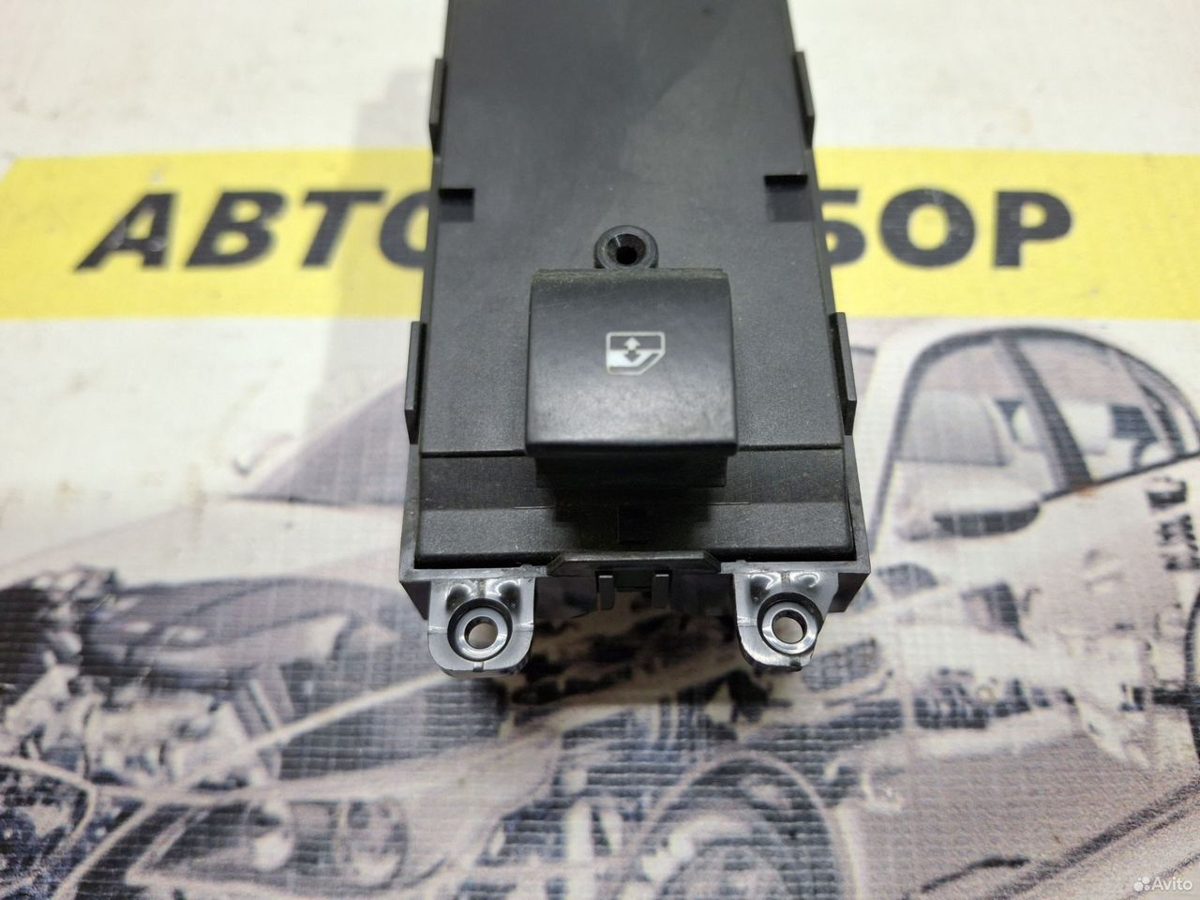 Кнопка стеклоподъёмника Chevrolet Cruze J300 — фото 3