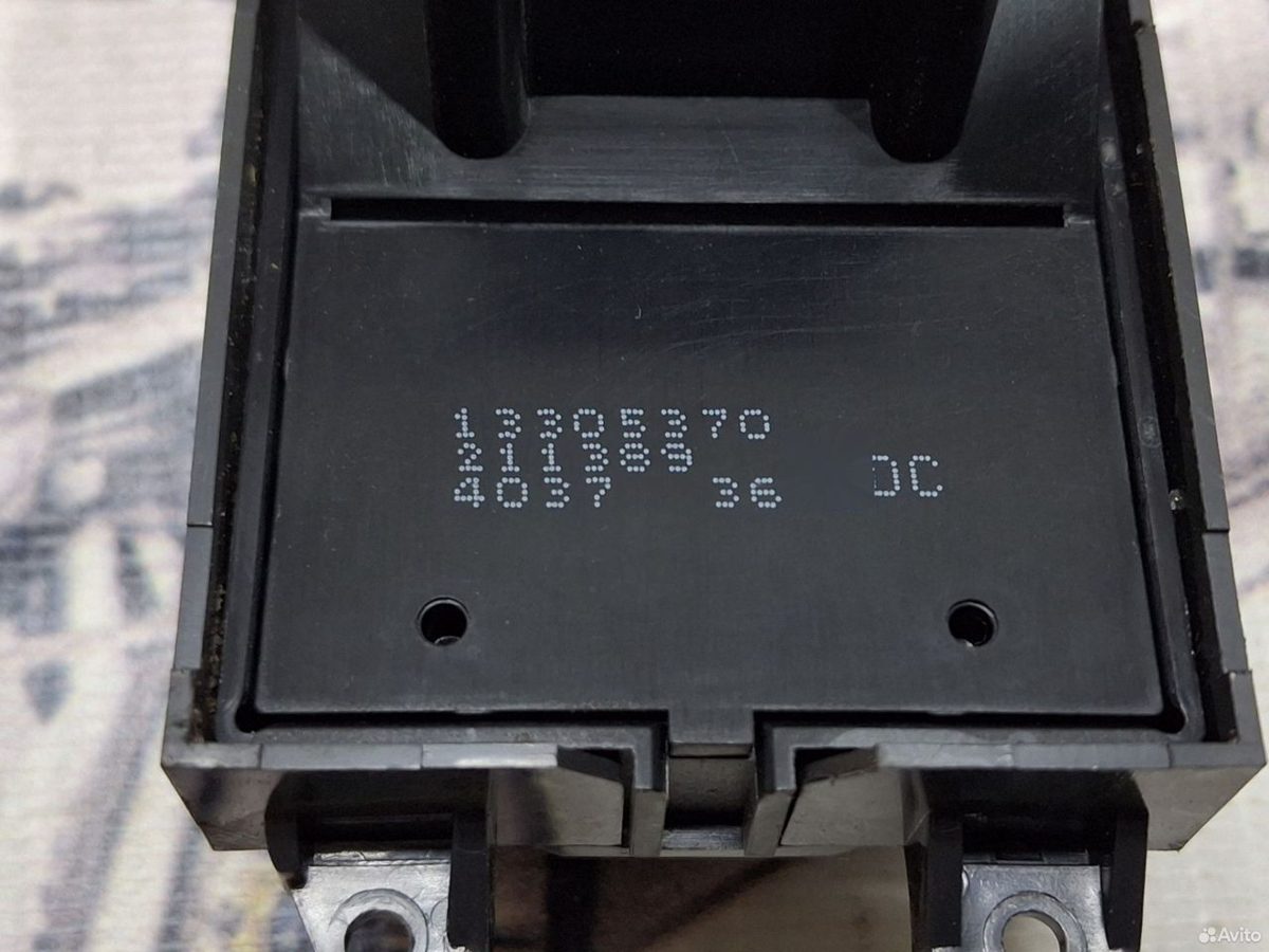 Кнопка стеклоподъёмника Chevrolet Cruze J300 — фото 8