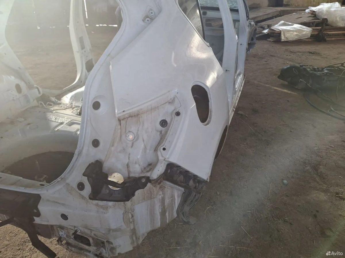Крыло заднее правое Opel Astra J