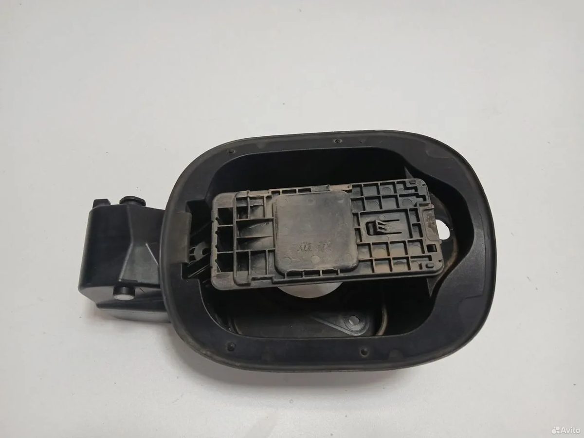 Лючок бензобака Kia K5 2020