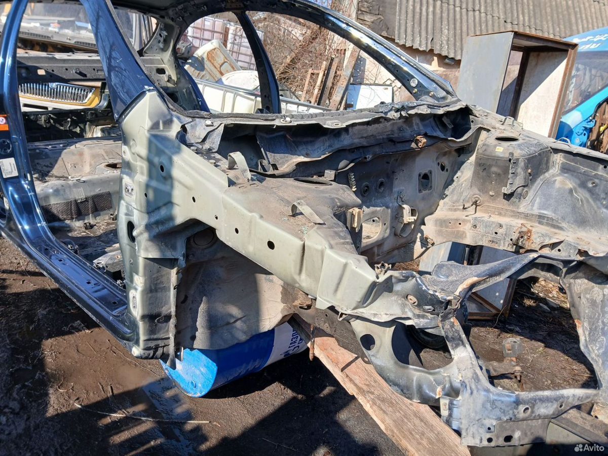 Лонжерон передний правый Nissan Primera P12