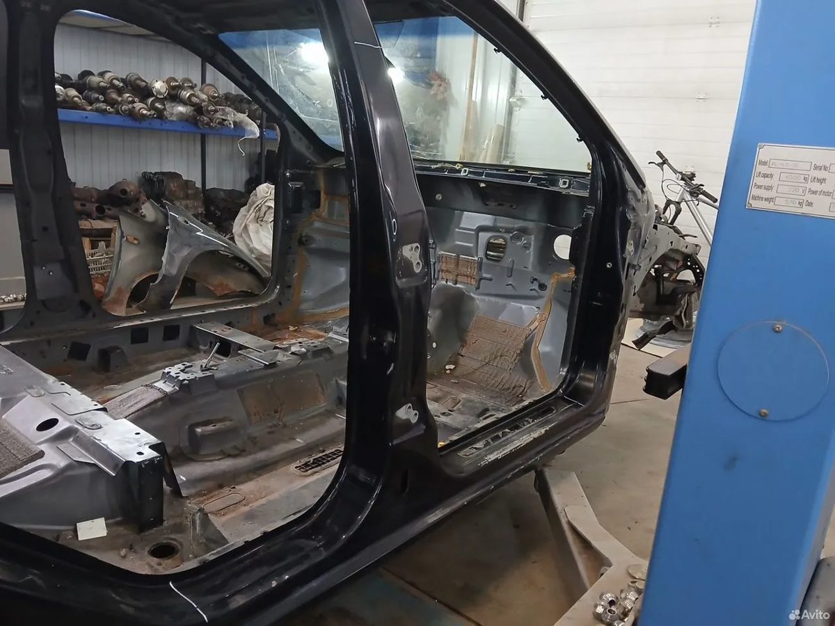 Порог со стойкой правый Ford Focus 2 седан
