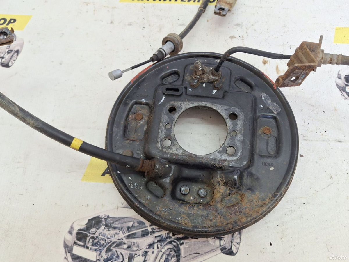 Барабанный тормоз задний правый Kia Rio 4 — фото 5
