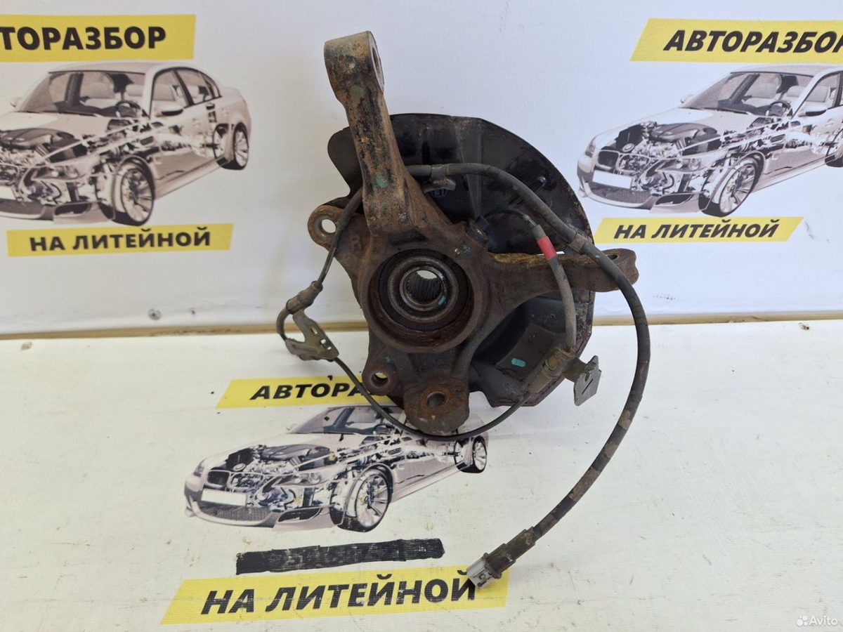Кулак поворотный передний правый Kia Rio 4