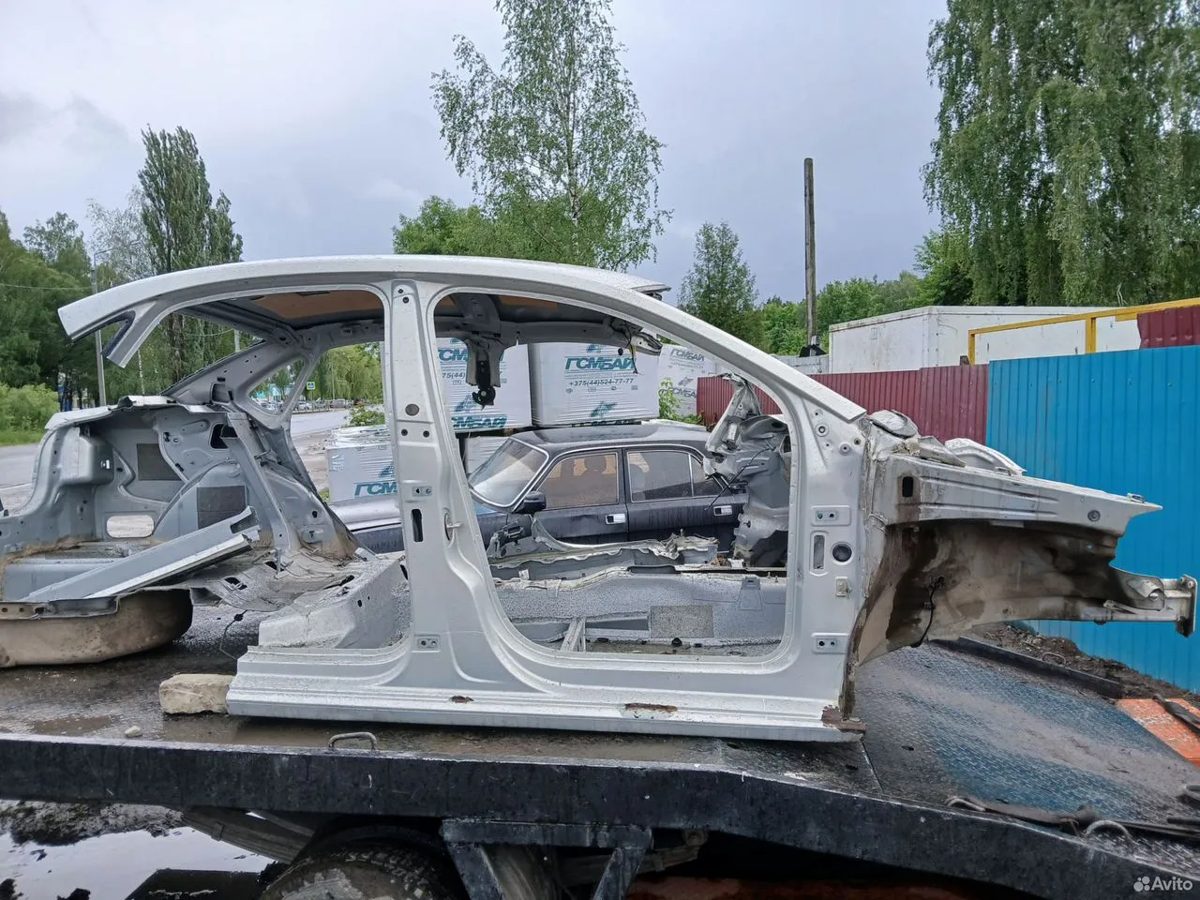 Лонжерон- порог правый Volkswagen Polo 5 2014
