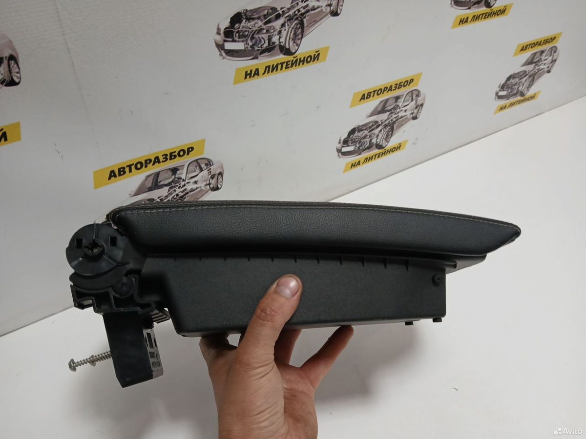 Подлокотник Renault Grand Scenic 3 — фото 3
