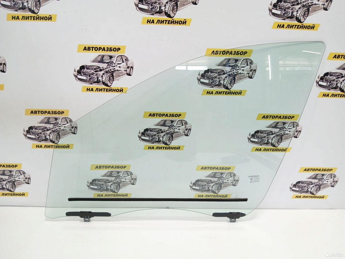 Стекло переднее левое Renault Grand Scenic 3
