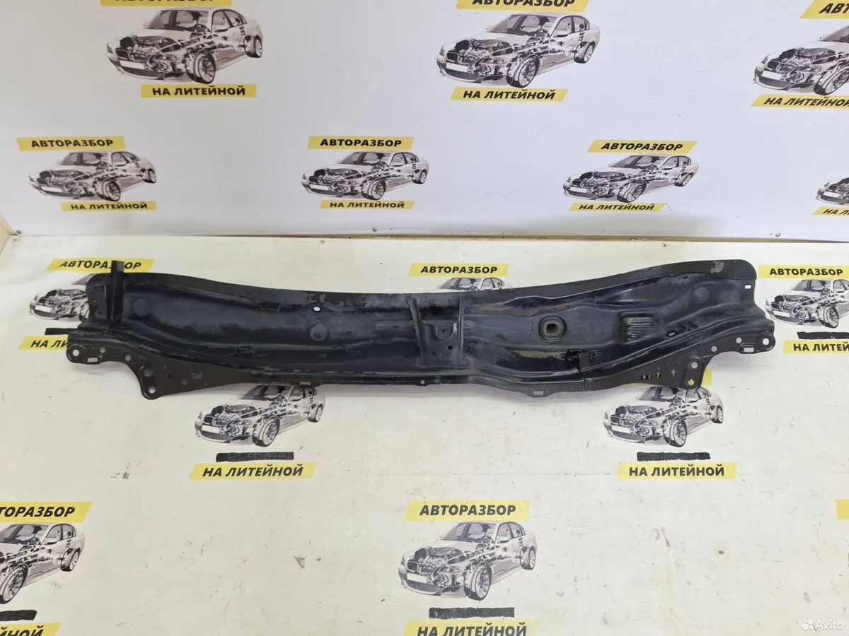Водосток усилитель жабо Toyota Camry XV55