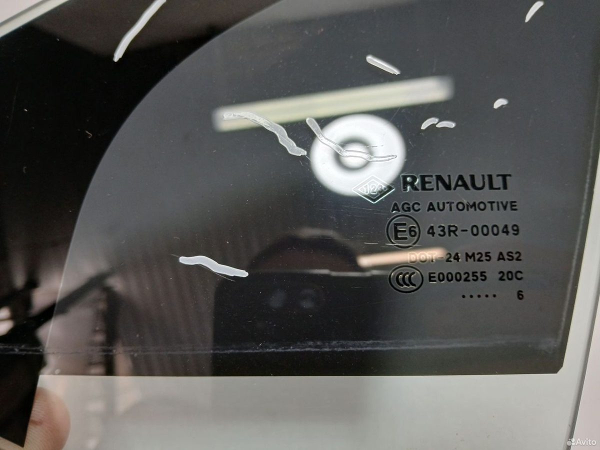 Форточка передняя левая Renault Grand Scenic 3 — фото 4