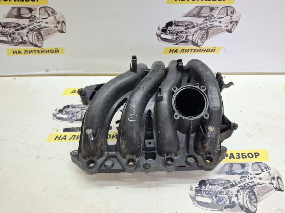 Коллектор впускной Volkswagen Polo 5