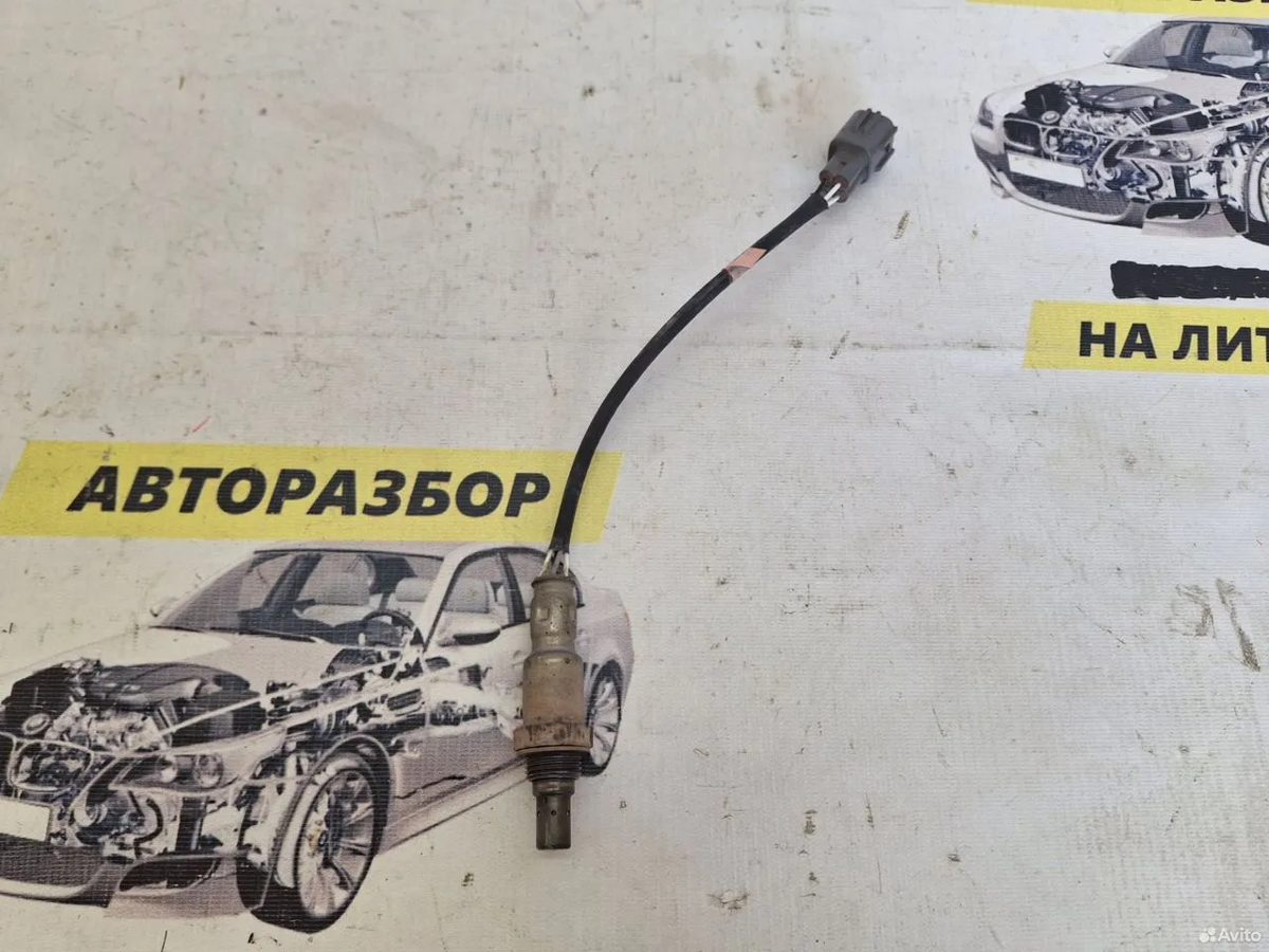 Кислородный датчик второй Toyota Camry XV50 — фото 2