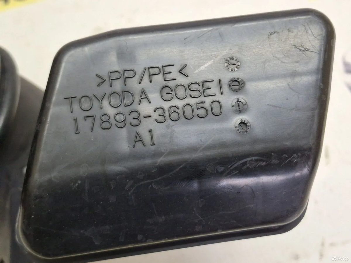 Патрубок воздушного фильтра Toyota Camry XV55 — фото 8
