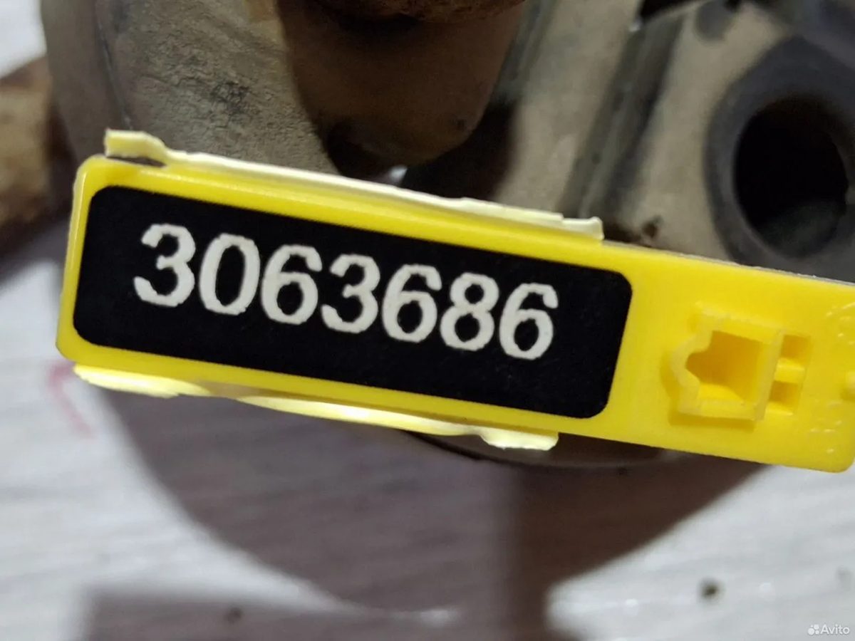 Кронштейн выхлопной трубы Toyota Camry XV50 — фото 5