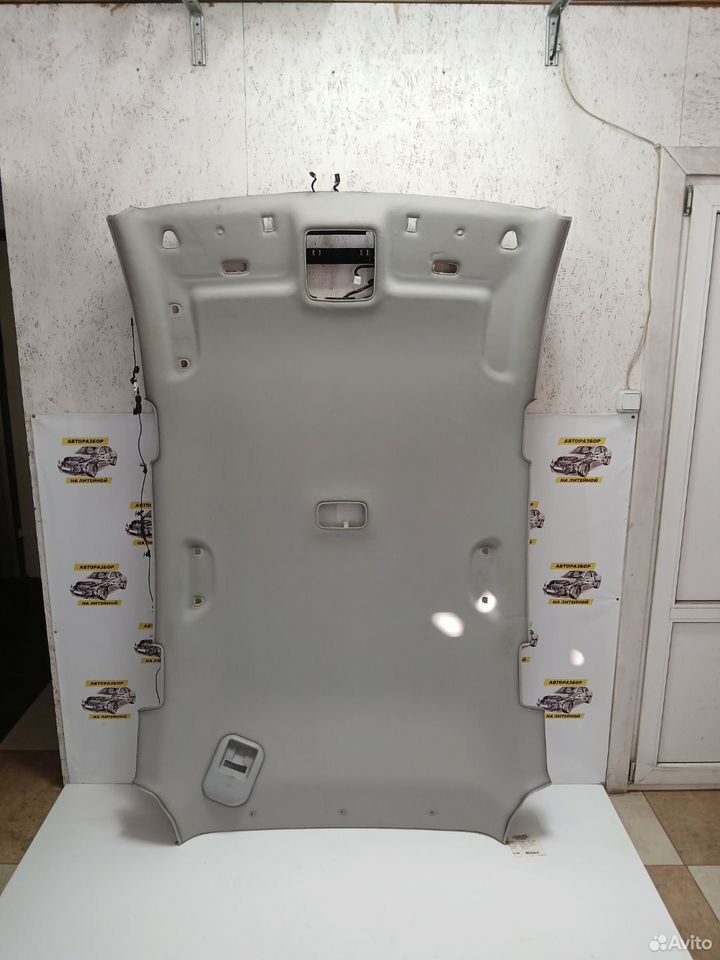Обшивка потолка Hyundai IX35 2011