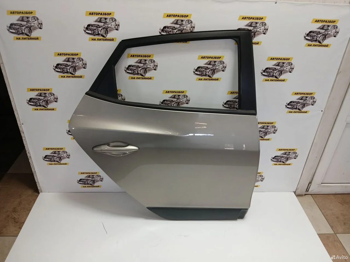 Дверь задняя правая Hyundai IX35 2011